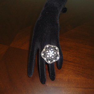 Costume Jewelry- flower ring